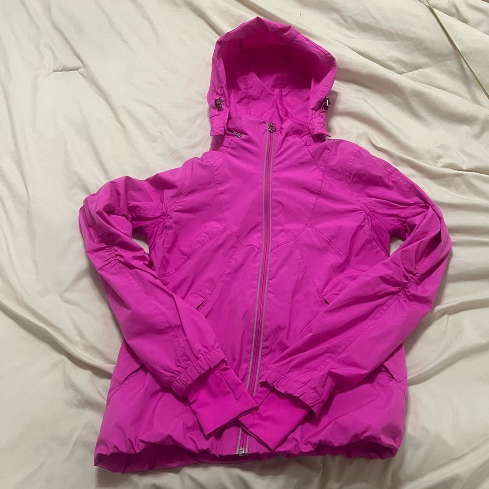 Lululemon Run Hustle Jacket pink coat